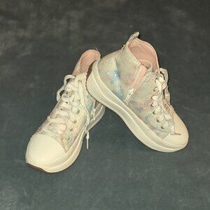 Basically NEW Girl's Madden NYC high-cut rugged fashion sneakers  Size 4